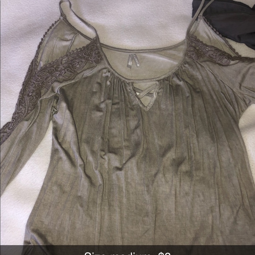 Open shoulder long sleeved